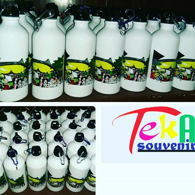 souvenir gelas tumbler solo