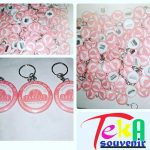 souvenir pin gantungan kunci murah solo