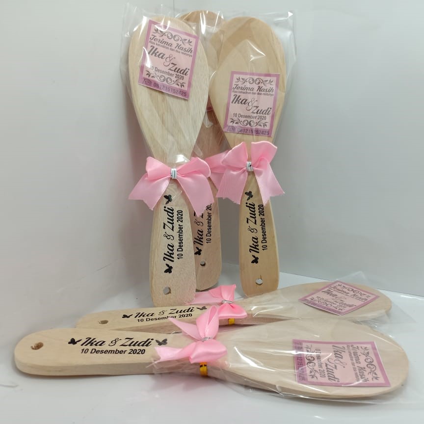 souvenir pernikahan solo centong kayu (6)
